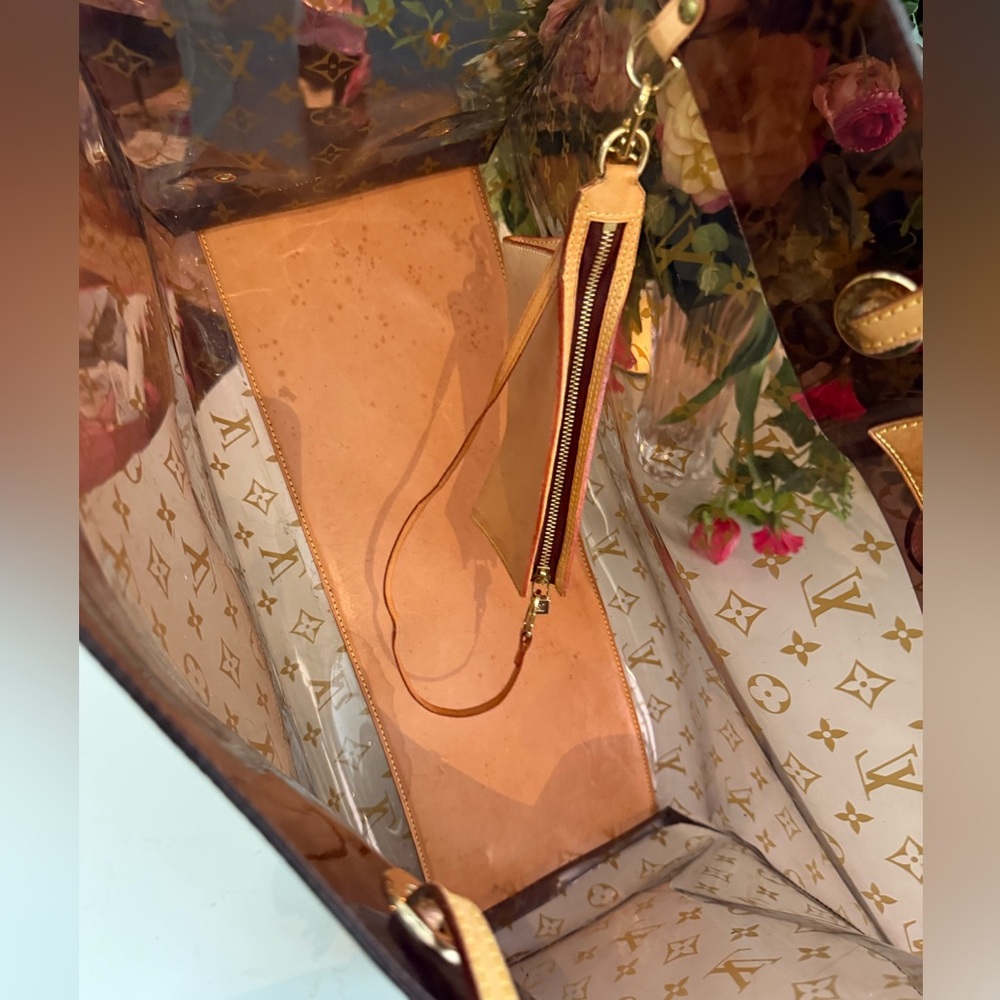Louis Vuitton Translucent Monogram Ambre Cabas Cruise GM Clear Tote w/ LV Pouch - Picture 9 of 16